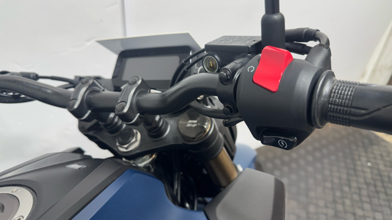 (23MY) Honda CB125R